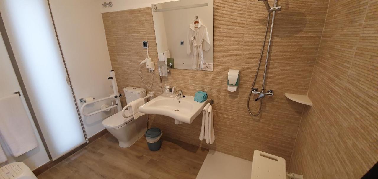 Artmonia Hotel Кастая Екстериор снимка